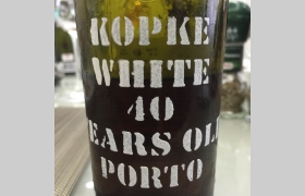 Porto Kopke 40 anos branco