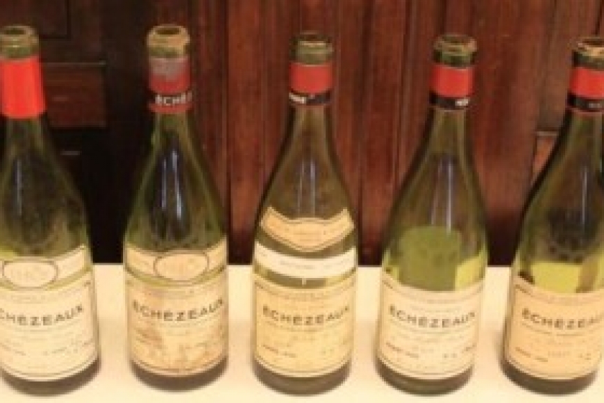 Vertical com 52 safras do Échézeaux Romanée-Conti