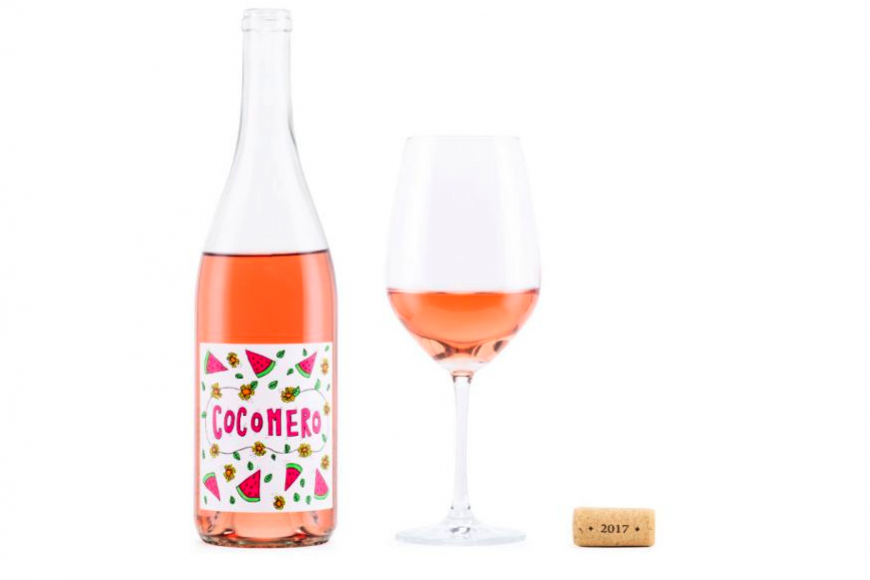 Raspe o rótulo e sinta o cheiro do vinho